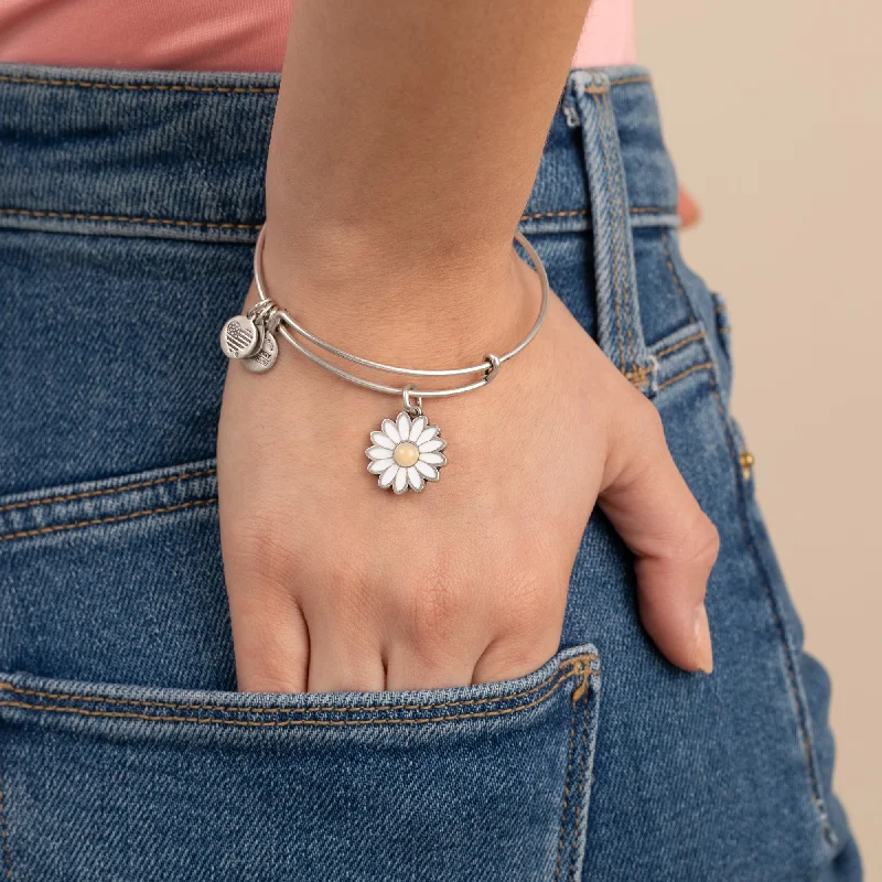 Bracelets with spiral designs for eye-catching twist -Daisy Charm Bangle Bracelet