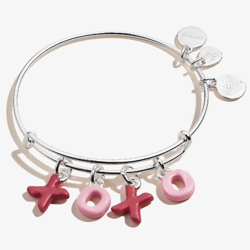 Bracelets with pearl beads for classic beauty -'XOXO' Charm Bangle