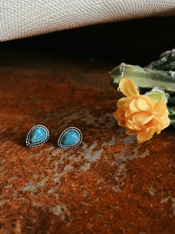 Indian Stud Earrings with Intricacy -Drop Gemstone Stud Earrings