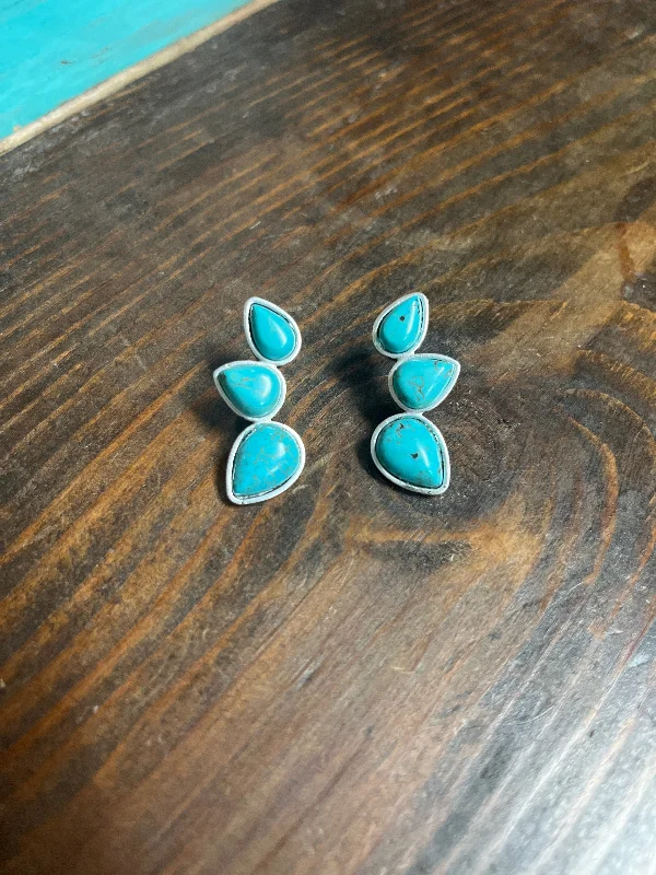 Oval Stud Earrings for Grace -The Graduated Turquoise Stud Earrings