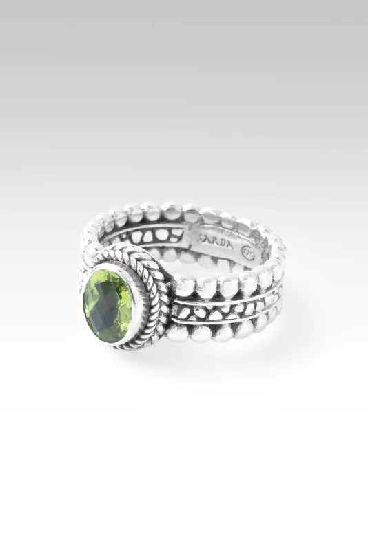 Women’s rings with rainbow moonstone for play -Hope and Future Ring II™ in Peridot