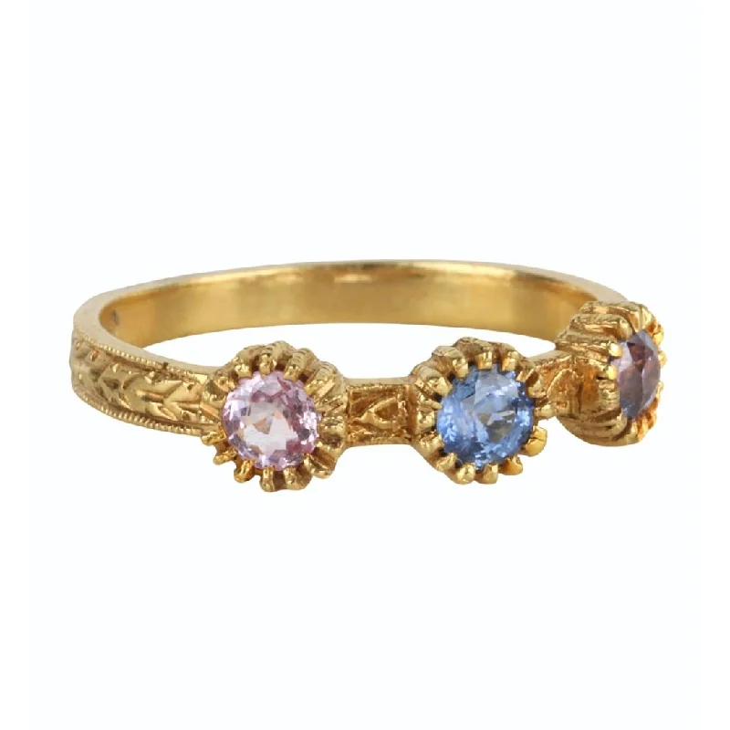 Women’s rings with agate slices for earthiness -22K Gold Engraved Triple Bezel-Set Multicolor Sapphire Ring