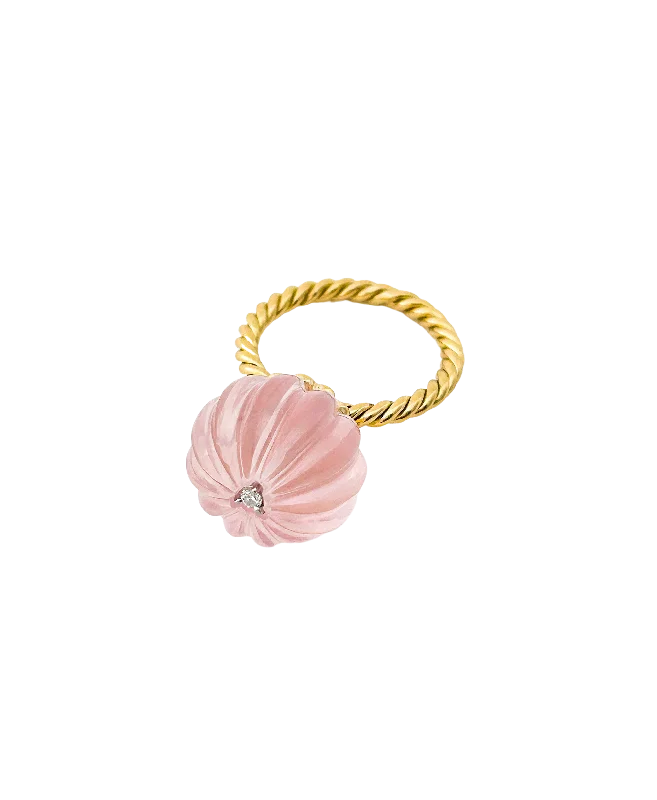 Stylish necklaces and pendants with diamonds for a glamorous and elegant look-Venus Gold Twisted Ring with Rose Quartz & Diamond