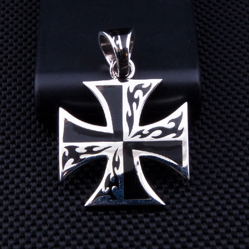 Best necklaces and pendants with statement designs for a fashionable accessory-Maltese Cross Tattoo Sterling Silver Biker Pendant