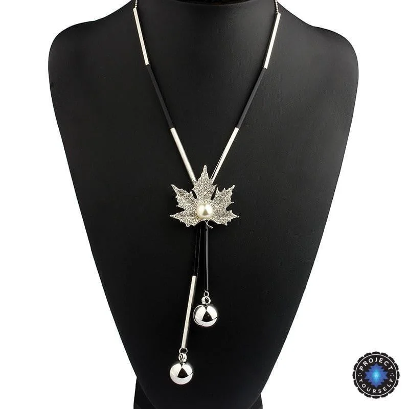 Best necklaces and pendants with art deco elements for a vintage, glamorous design-Maple Leaf Tassel Pendant Necklace