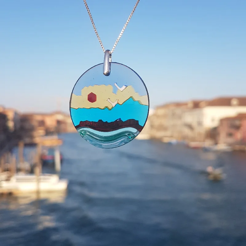 Best necklaces and pendants with crystal accents for a sparkling and elegant style-Murrina Laguna di Venezia Pendente in Vetro di Murano