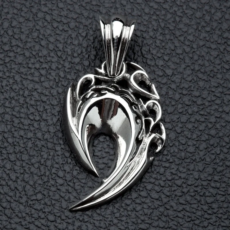 Best necklaces and pendants with heart-shaped lockets for a sentimental keepsake-Tribal Fang Fishhook Sterling Silver Biker Pendant