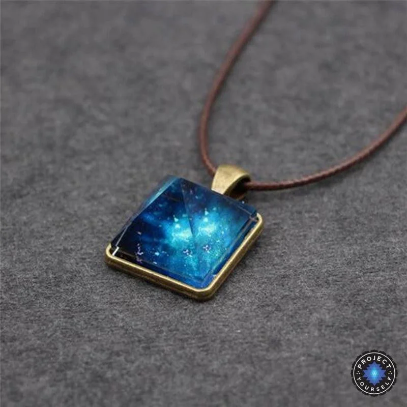 Personalized necklaces and pendants with coordinates for a meaningful location-based gift-Vintage Luminous Starry Sky Crystal Pyramid Pendant Necklace